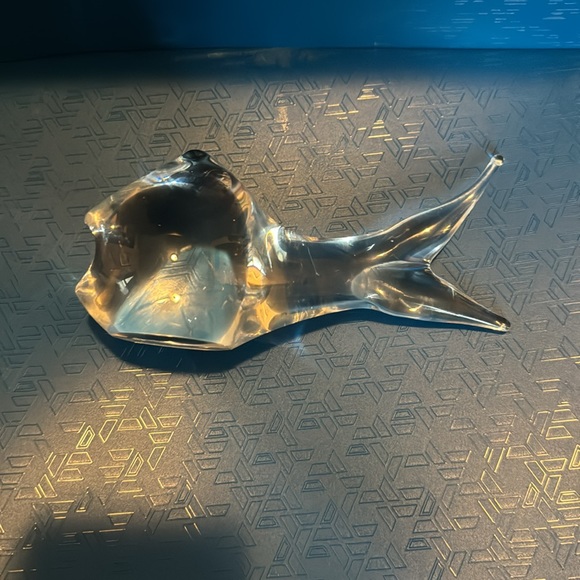 Slode Fish paperweight - Picture 3 of 6